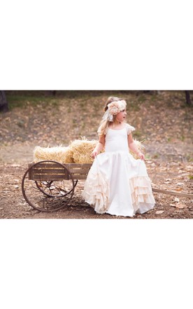 Vintage Looking Girls Dresses