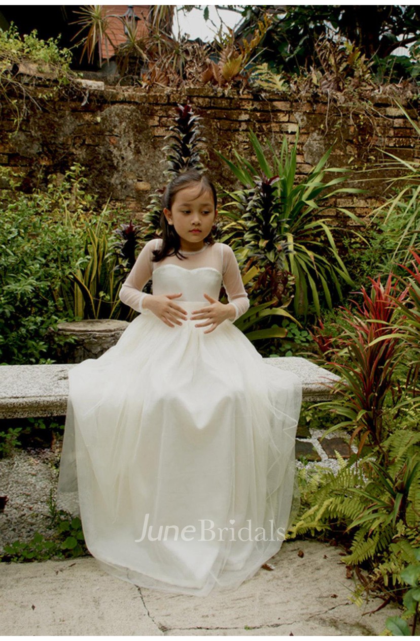 Long Sleeve Sweetheart Neck Long Tulle Dress With Satin Sash